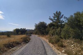 Milas Belediyesi Kırsal Mahallelerdeki Yol Yapım Çalışmalarını Sürdürüyor