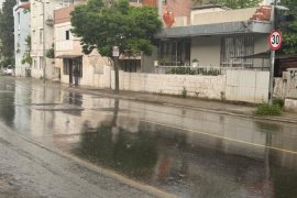 Milas Sağanak Yağışa Teslim Oldu: Trafik Durma Noktasına Geldi