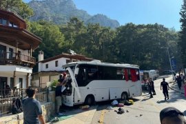 Akyaka’da Feci Kaza: 1 Ölü 29 Yaralı