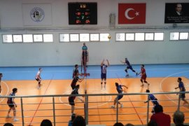 Milas Belediyespor liderliğini koruyor