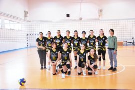 Liseler arası voleybol müsabakaları başladı 