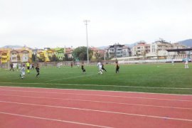 Milas Gençlik Spor U13 takımı, Halikarnas U13 takımını 3-1 yendi