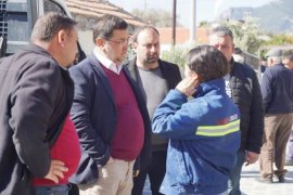 Başkan Tokat’tan depremzede vatandaşlara ziyaret