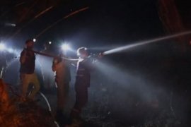 Denizli Buldan’dan başlayıp Aydın Buharkent’e Sıçrayan Yangını Söndürme Çalışmaları Sürüyor