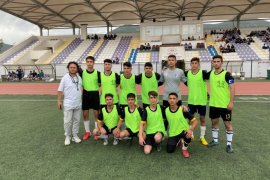 Okullar arası futbol müsabakaları başladı