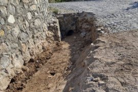 Tarihi Beçin Kalesi Yolu Yenilendi