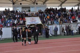 Derbide Kazanan Dr. Alp Milasspor