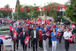 FENER ALAYI, PUSULA VE GENÇLİK KONSERİYLE COŞKULU BAYRAM KUTLAMASI