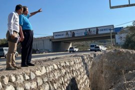 İnönü Caddesi’nde Kaldırımlar Yenileniyor