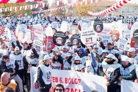 “İLAÇ YOKLUKLARI SON BULSUN İSTİYORUZ”