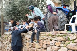 Belediye Başkan Adayı Fevzi Topuz Mahalle Ziyaretlerini Sürdürüyor