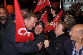 BELEDİYE BAŞKAN ADAYI FEVZİ TOPUZ AYDINLIKEVLER MAHALLESİ’NDE PROJELERİNİ ANLATTI