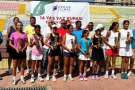 Tebrikler Beril! Teniste  Yine Şampiyon Oldu!