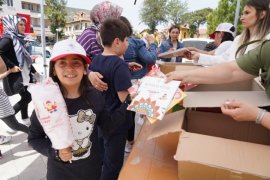 Atapark Meydanı çocuk parkına dönüştü