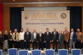 APİMUĞLA Ile Muğla Eczacı Odasi Satış Sözleşmesi İmzaladı