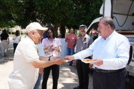 Milas Belediyesi’nden Ferdi Zeyrek Hayrına Lokma ve Su İkramı