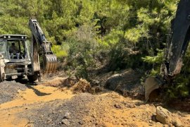 ​​​​​​​Elektrik Direği Çalışması Sırasında Bodrum’a Su Sağlayan Ana Hat Patladı