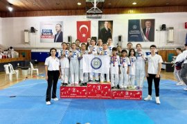 Büyükşehir Taekwondocuları İl Şampiyonu Oldu