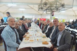 Milas Belediyesi’nin iftar yemekleri devam ediyor