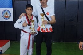 Taekwondocu minikler madalyalar kazandı