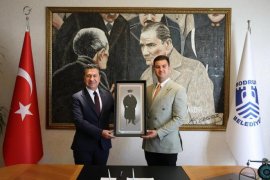 Başkan Aras, Bodrum'da Yerel Paydaşlarla Buluştu