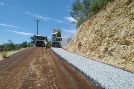 Büyükşehir, Milas’ta 473 Km yol çalışması yaptı