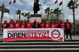 Cumhuriyet ve Demokrasi Vurgusuyla İşçiler Alanlara Çıktı