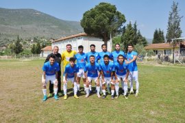 Mahalleler arası futbol müsabakasında Meşelik Spor 3-1 galip