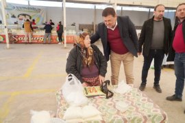 Başkan Tokat’tan depremzede vatandaşlara ziyaret