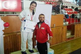 Okul sporlarındaki başarılar sürüyor