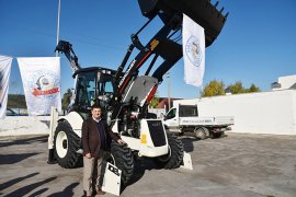 Milas Belediyesi yeni iş makineleri satın aldı