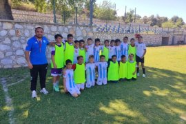 Milas Belediyesi Yaz Futbol Okulu’nda Minik Sporcular Antrenmanlara Başladı