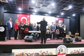 Öğretmenler konserde buluştu