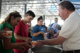 Milas Belediyesi Vatandaşlara Aşure İkram Etti