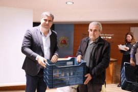 Kaliteli Üretim İçin Üreticiye Kasa ve Hasat Tarağı