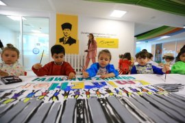 Büyükşehir Belediyelerinde Bir İlk: GECE KREŞİ..  Muğla Büyükşehir Belediyesi çalışan aileler için Gece Kreşi projesini hayata geçirmeye hazırlanıyor.