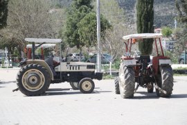 Traktör muayene hizmeti çiftçinin ayağına geldi
