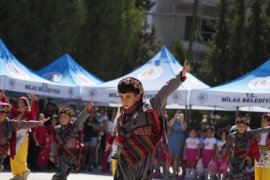 İlköğretim Haftası’nda Protokole Miniklerden Büyük İlgi