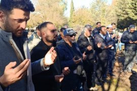 Turgut Uslu Toprağa Verildi