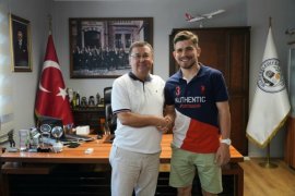 Milas Belediyesi Milasspor 2 futbolcuyla anlaştı