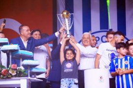 Başkan Gürün, Fethiyespor’un Şampiyonluk Kutlamalarına Katıldı