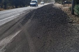 Yine Kömür Kamyonları!..  BEÇİN’DE KÖMÜRLERİ DÖKÜLEN KAMYON KAÇTI..