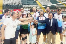 Voleybol turnuvasının şampiyonu Çevre ve Şehircilik