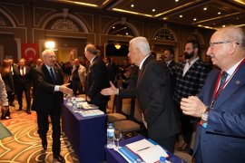 CHP’li belediye başkanları İzmir’de bir araya geldi