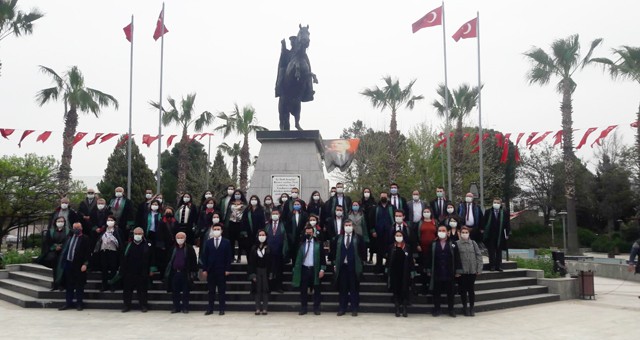 5 Nisan Avukatlar Günü’nde:  “Kutlama değil, mücadele ve dayanışma günü”