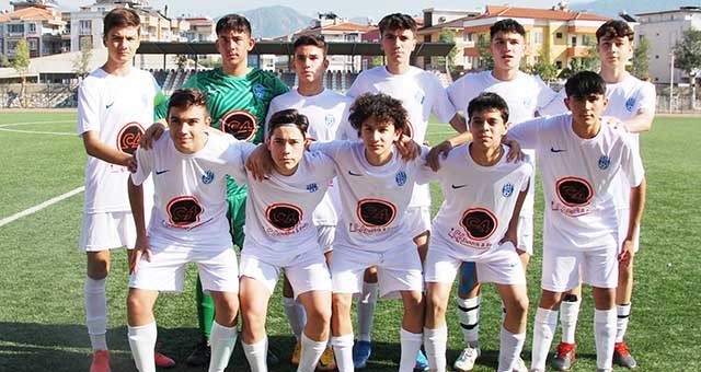Milas Gençlikspor U16 takımı yolunda emin adımlarla ilerliyor