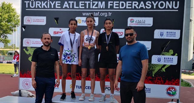 Büyükşehir Atletizm Sporcusu Türkiye 2’ncisi Oldu