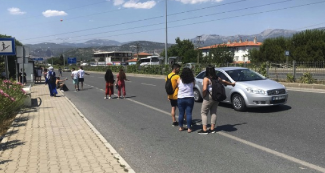 Tehlikeli Yolculuklara Son: Öğrencilere Menteşe-Akyaka Hattında 1 TL Ulaşım