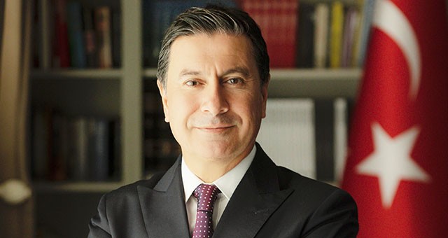 Ahmet Aras’tan 24 Temmuz Mesajı: “KALEMİN UCUNDAKİ GERÇEĞİ SAVUNANLARIN GÜNÜDÜR”