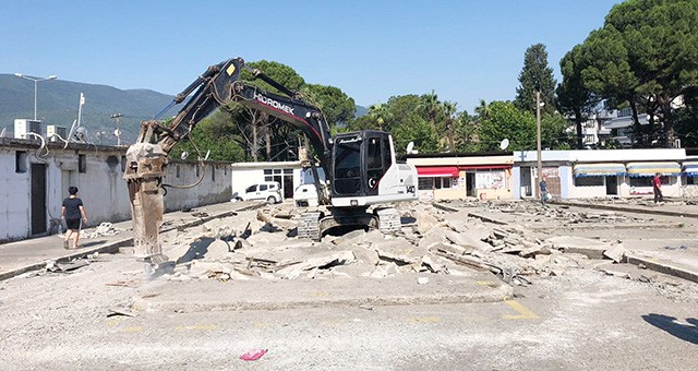 Selimiye modern pazar yeri ve çok amaçlı sosyal alana kavuşuyor…